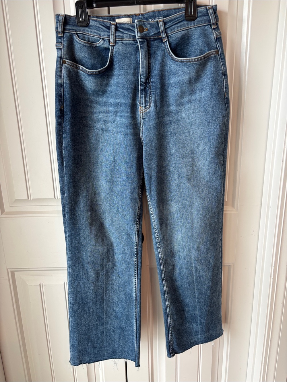 PILCRO Anthropologie High Rise Cropped Wide Leg Raw Hem Jeans size 32